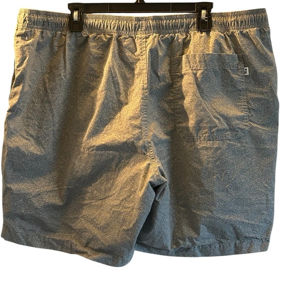 Free Assembly Men’s Shorts XXL Beachy Pool Vacation Travel - Picture 2 of 6